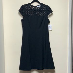 Great LBD with lacy accent and cap sleeves!